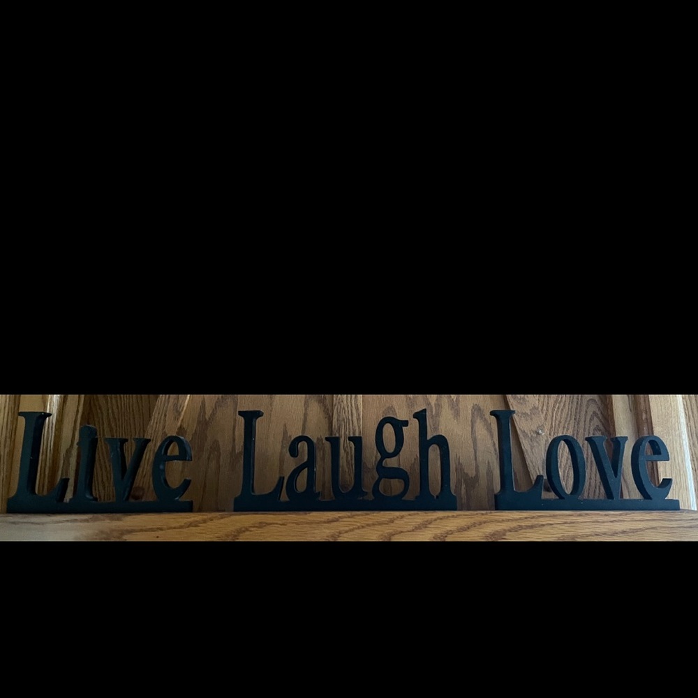 live laugh love sign